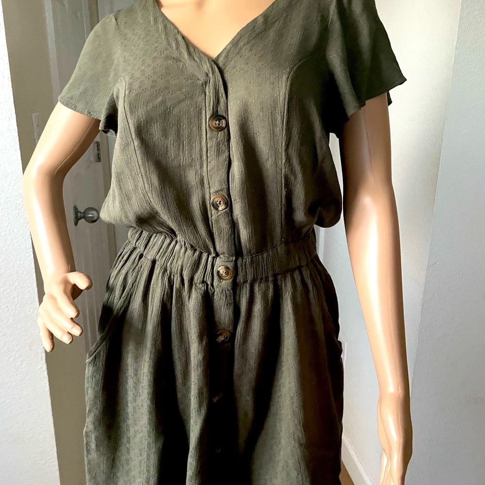 American Eagle 🦅 100% Viscose Faux Button Detail With Pockets Casual Dress